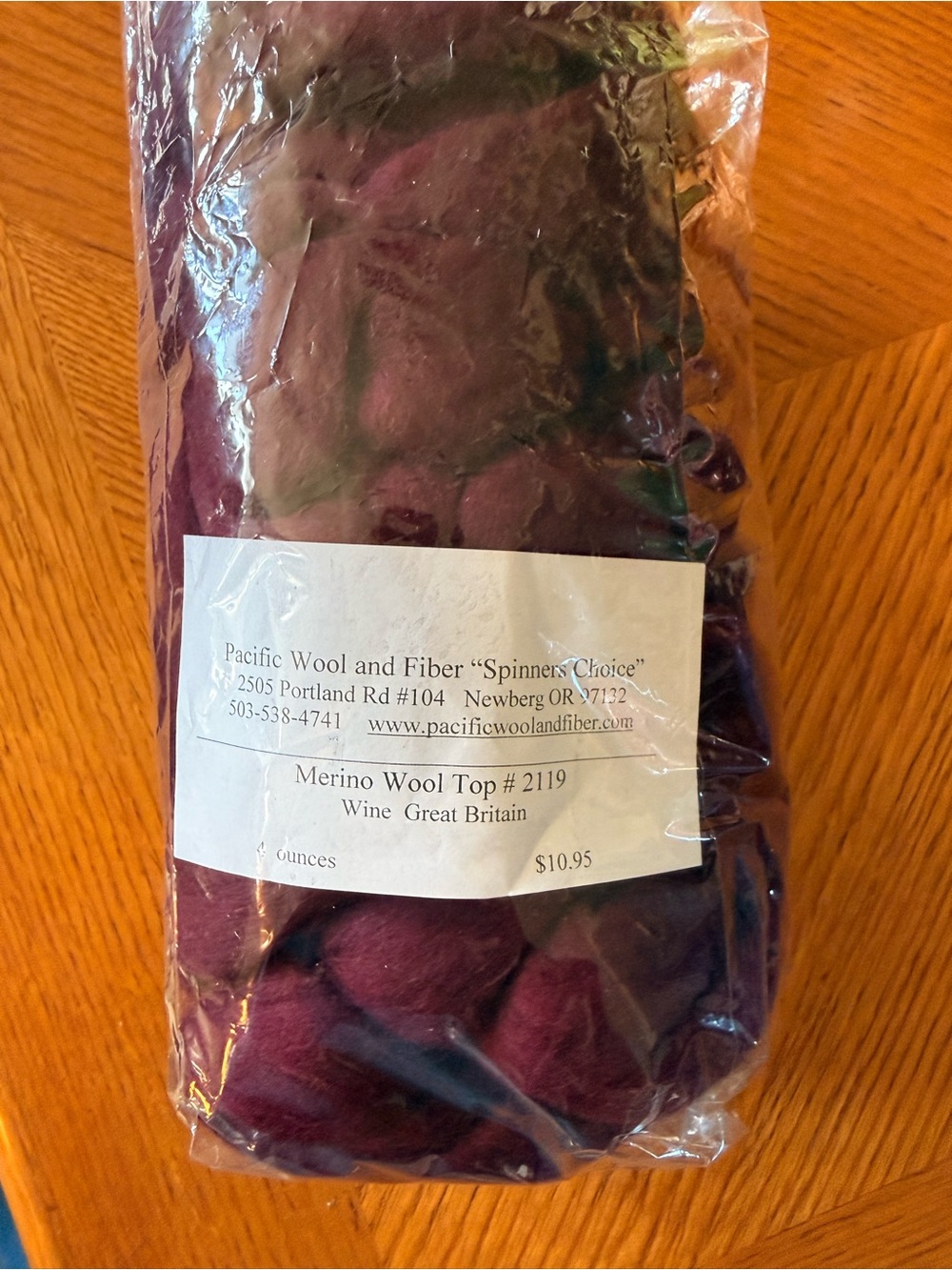 Pacific Wool & Fiber “Spinner’s Choice” Asst. Wool Roving Pack - Multi Colors - Picture 11 of 12
